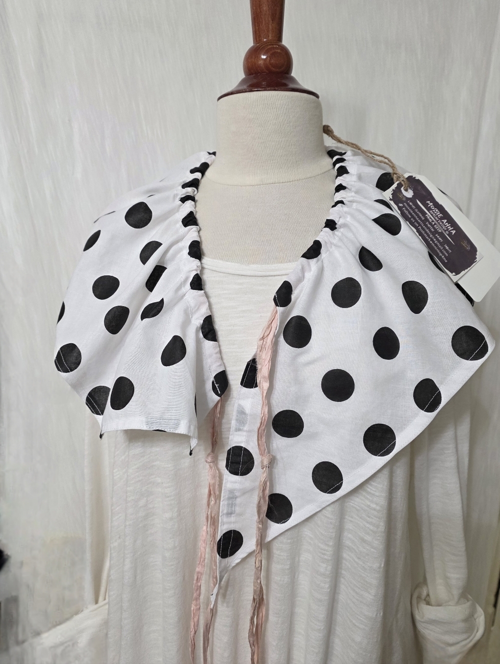 JABOT COLLAR🩷MOSSIE ANNA ARTISAN DESIGN NWT